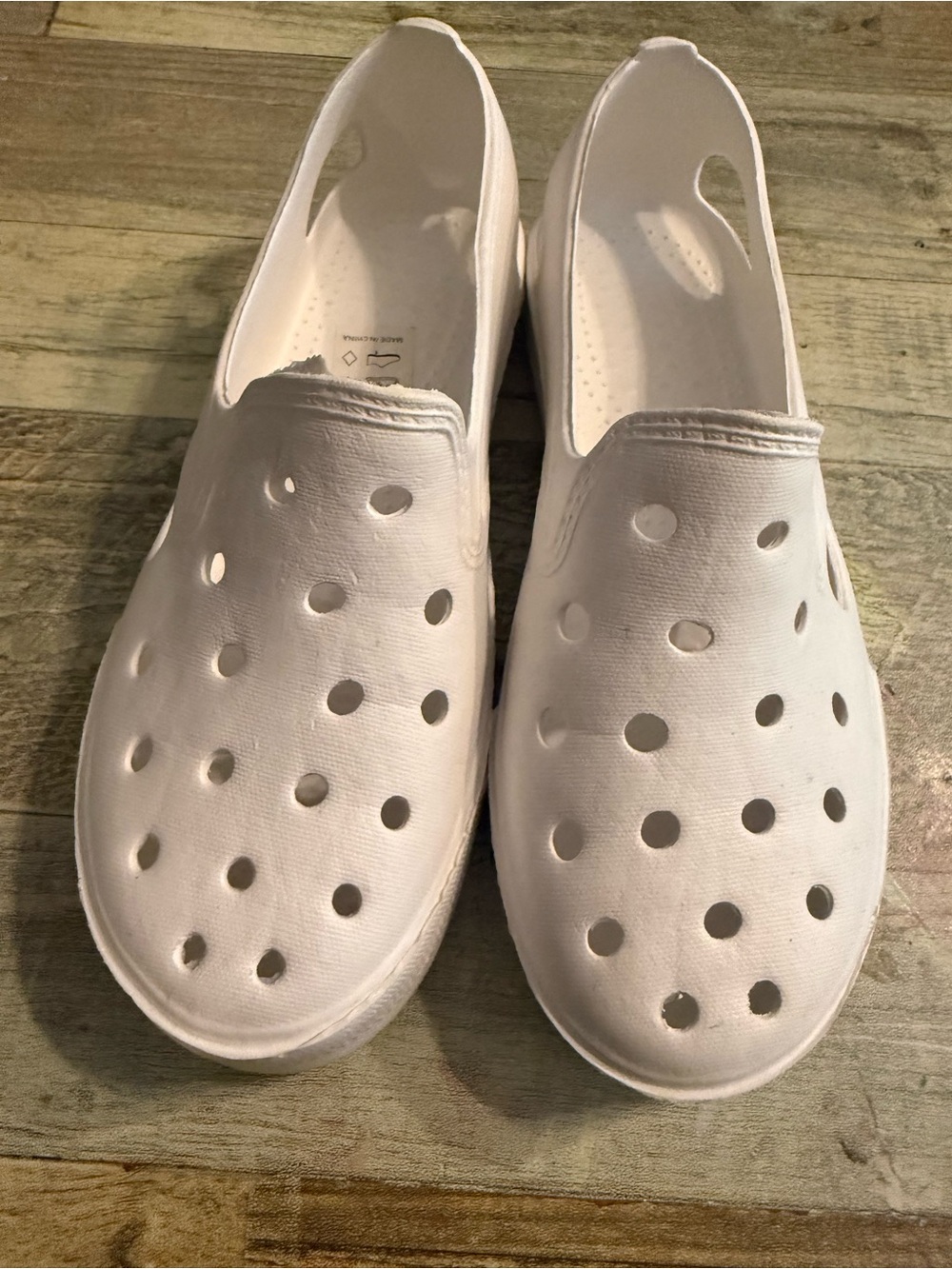 White Women’s Slip-On Clogs Size 5 / EU 36 new, never worn.